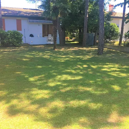 Villa Comfortable In Bibione Pineda Lo Stallone