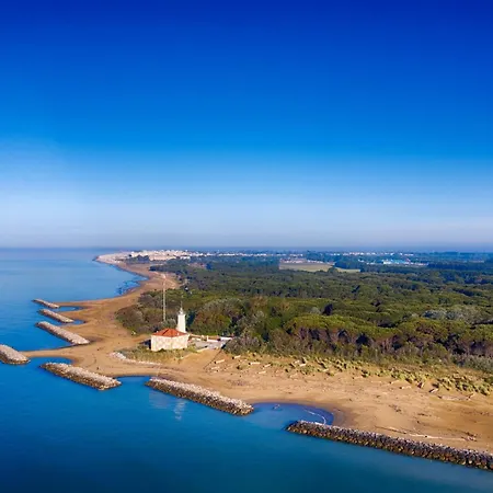 Comfortable In Bibione Pineda Villa Lo Stallone