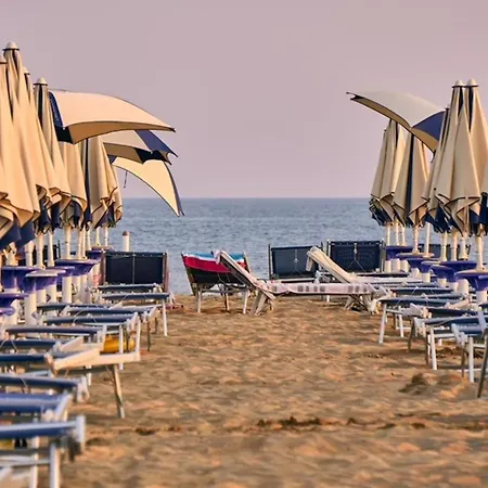 Villa Comfortable In Bibione Pineda *