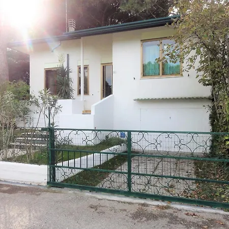 Comfortable In Bibione Pineda Villa