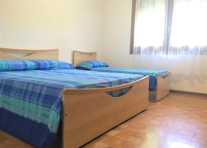 Comfortable In Bibione Pineda فيلة